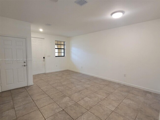 Building Photo - 5486 NW 27th St