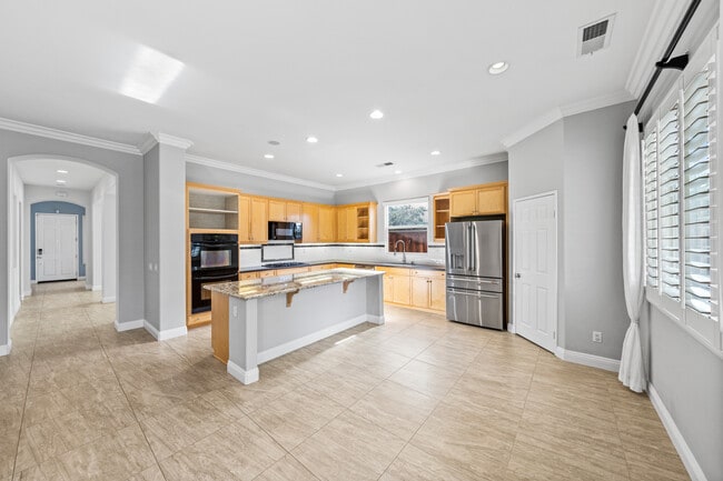 Building Photo - 32421 Meadow Ridge Ln