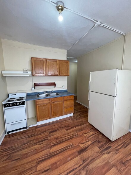 Interior Photo - Whitestone Manor Apartments