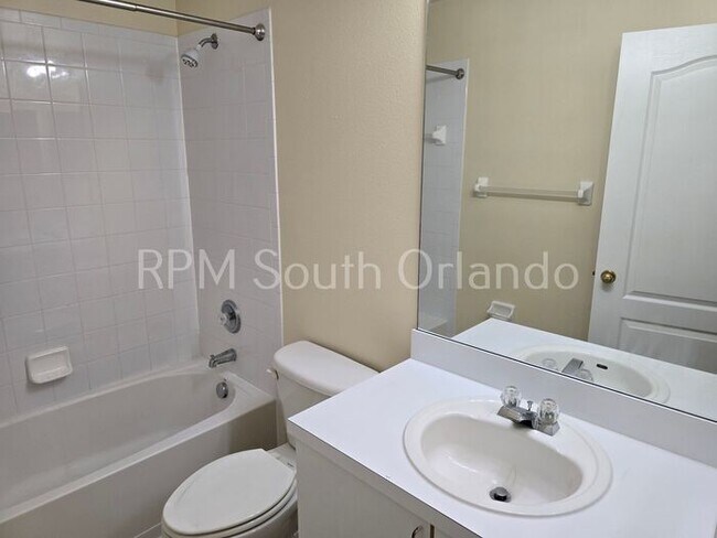 Building Photo - Stone Creek