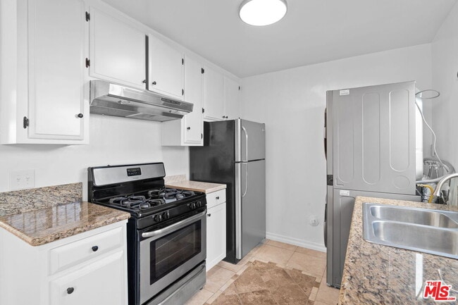 Building Photo - 2109 S Marvin Ave