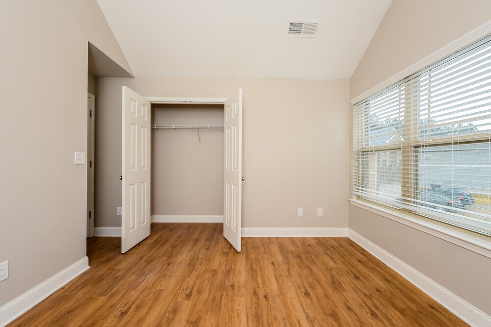 Building Photo - 2291 Wentworth Park Dr