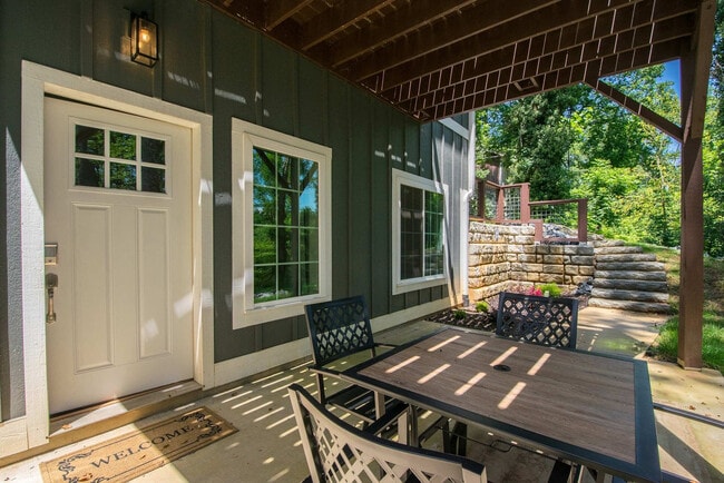 Building Photo - 2328 Greater Druid Hills Blvd
