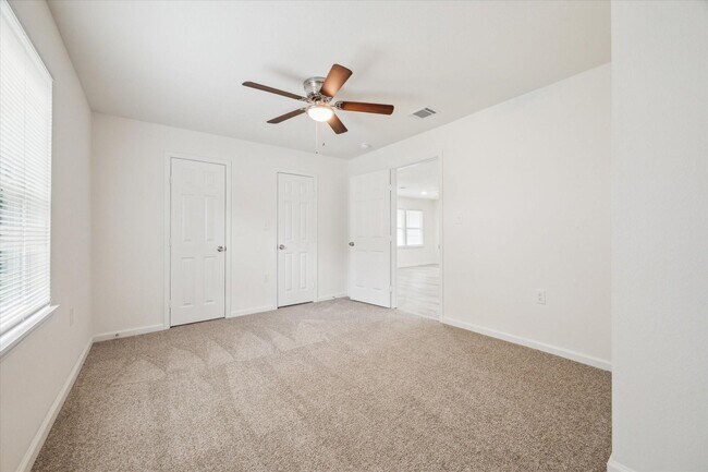 Building Photo - 3105 Babin Dr