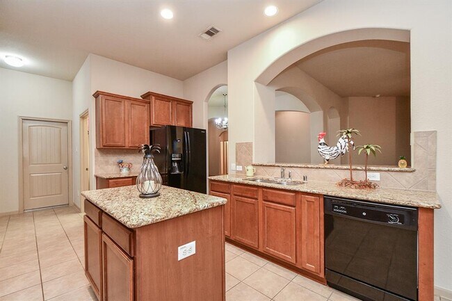 Building Photo - 110 Sweet Leaf Grove Ln