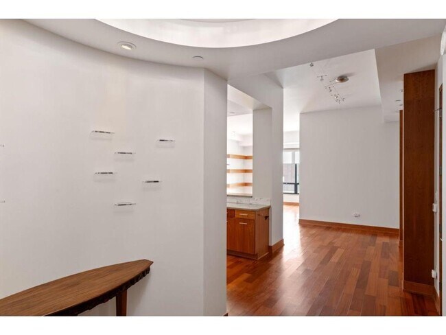 Building Photo - 100 3rd Ave S