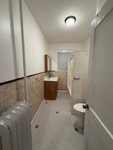 Building Photo - 466 Locust St