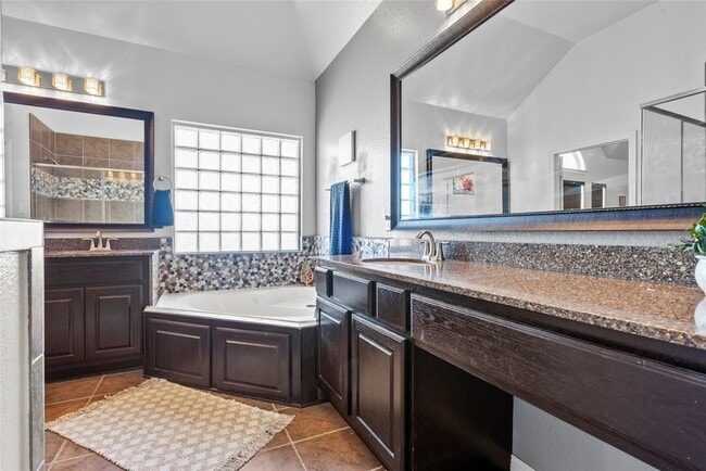 Building Photo - 10218 Spring Shadows Park Cir