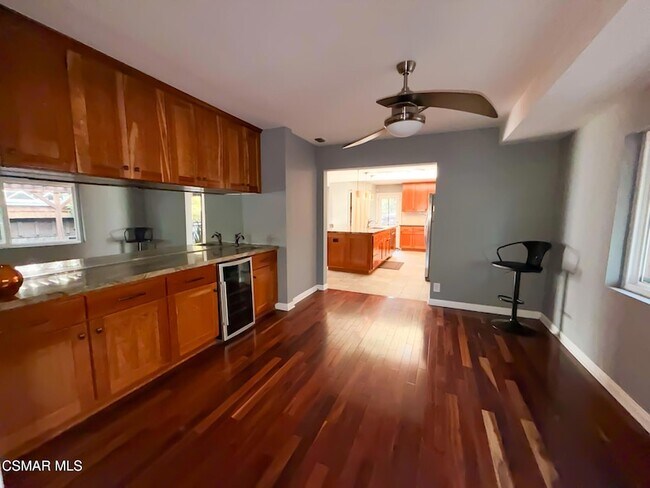 Building Photo - 8625 Delmonico Ave