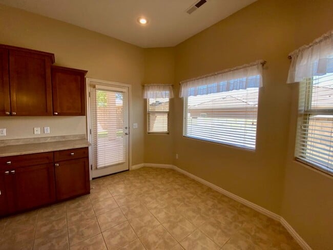 Building Photo - 394 N 2720 E