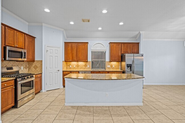 Building Photo - 5123 Shadow Breeze Ln