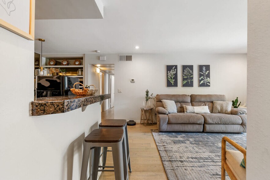 Building Photo - 6036 Rancho Mission Rd