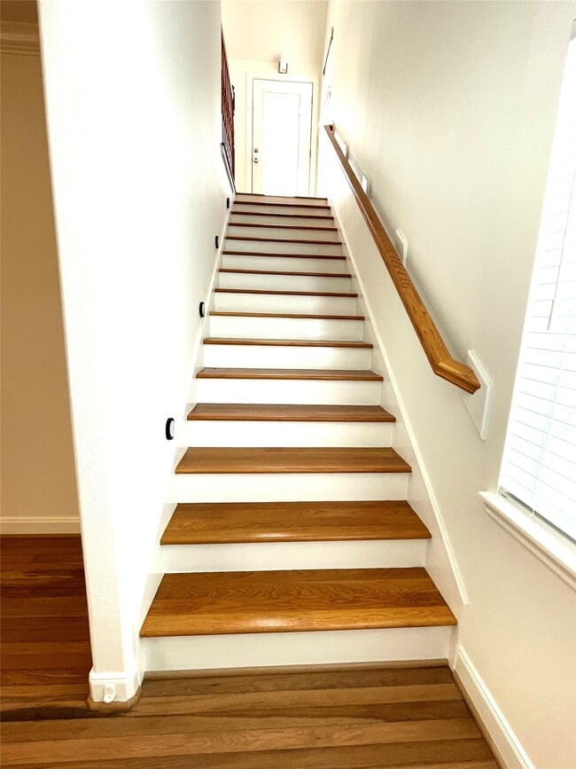 Building Photo - 4334 Jefferson St