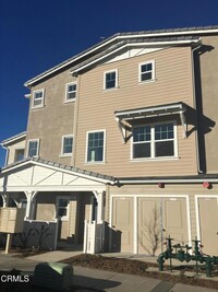 Building Photo - 3701 Islander Walk
