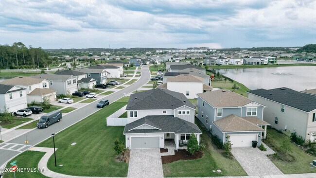 Building Photo - 27 Flintlock Ln