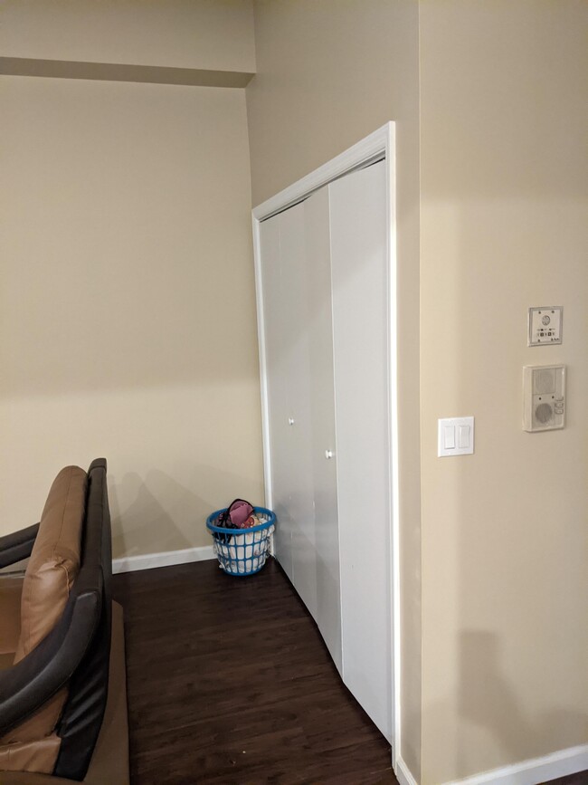 Building Photo - 111 Mulberry St