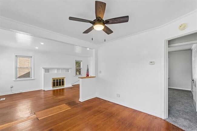 Building Photo - 2512 NW 32nd St