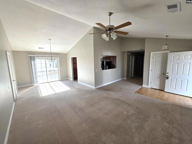 Building Photo - 165 Crassula Dr