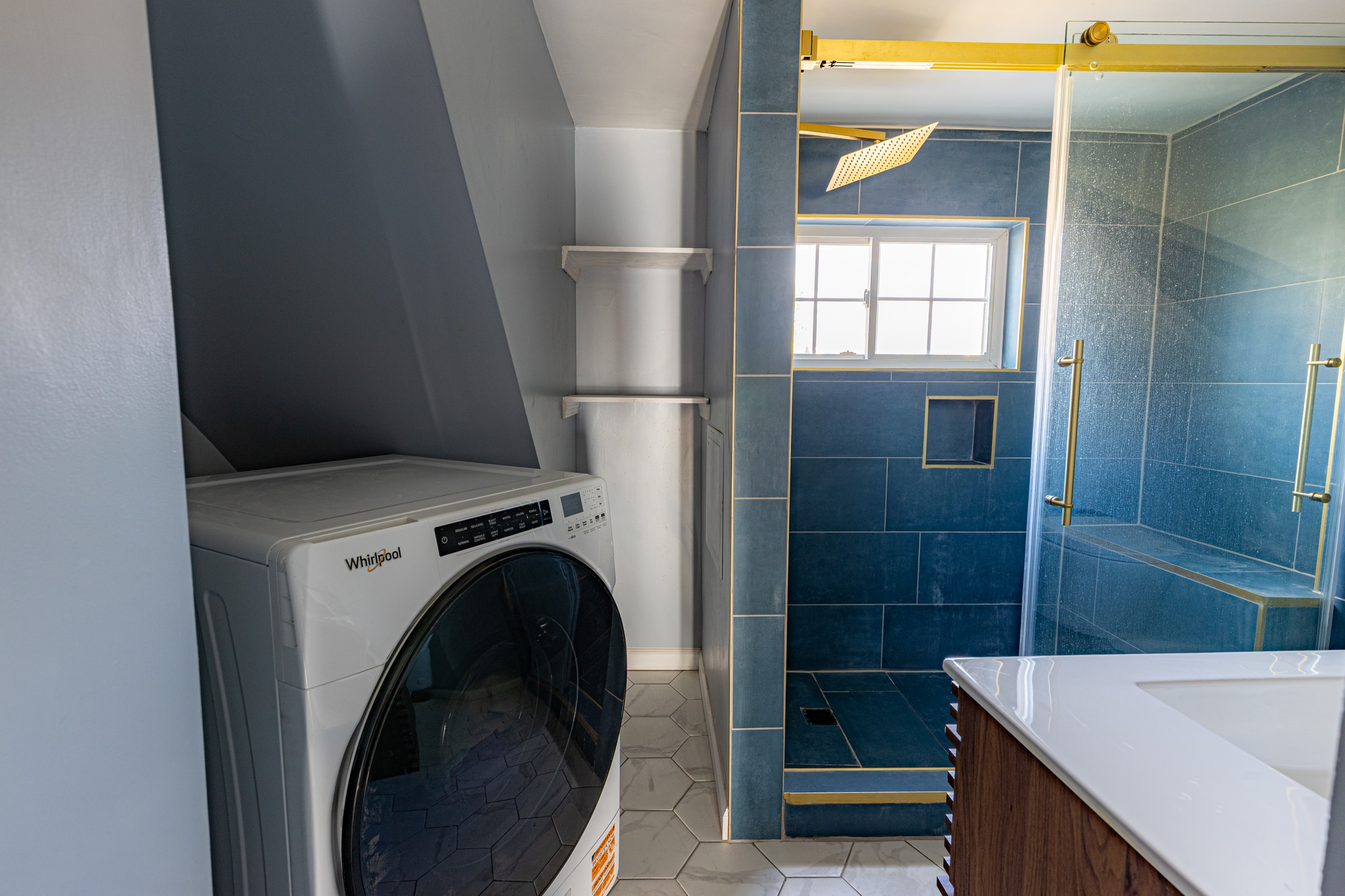 Building Photo - 310 Marsonia St