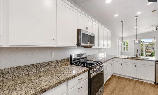 Building Photo - 845 Squaw Creek Ct