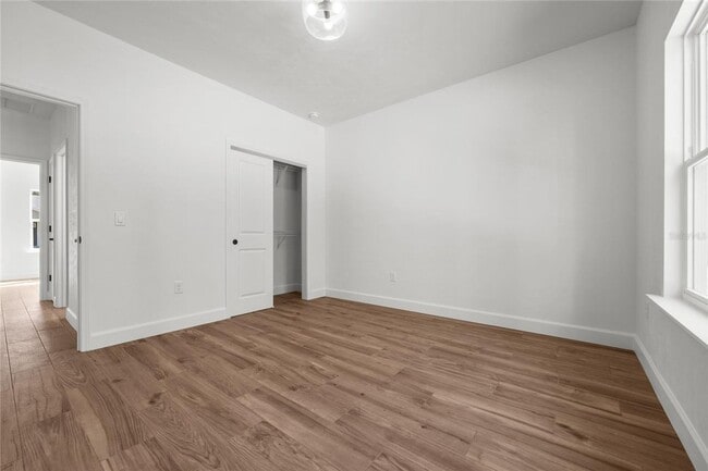 Building Photo - New Construction 3/2 in Bronson