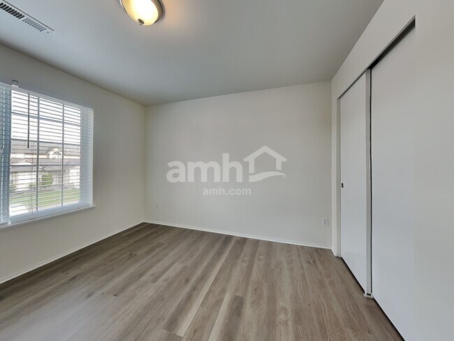 Building Photo - 8008 207th St Ct E