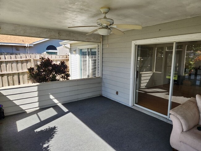 Building Photo - Spacious  2 Bedroom 2 Bathroom home Coming Soon!