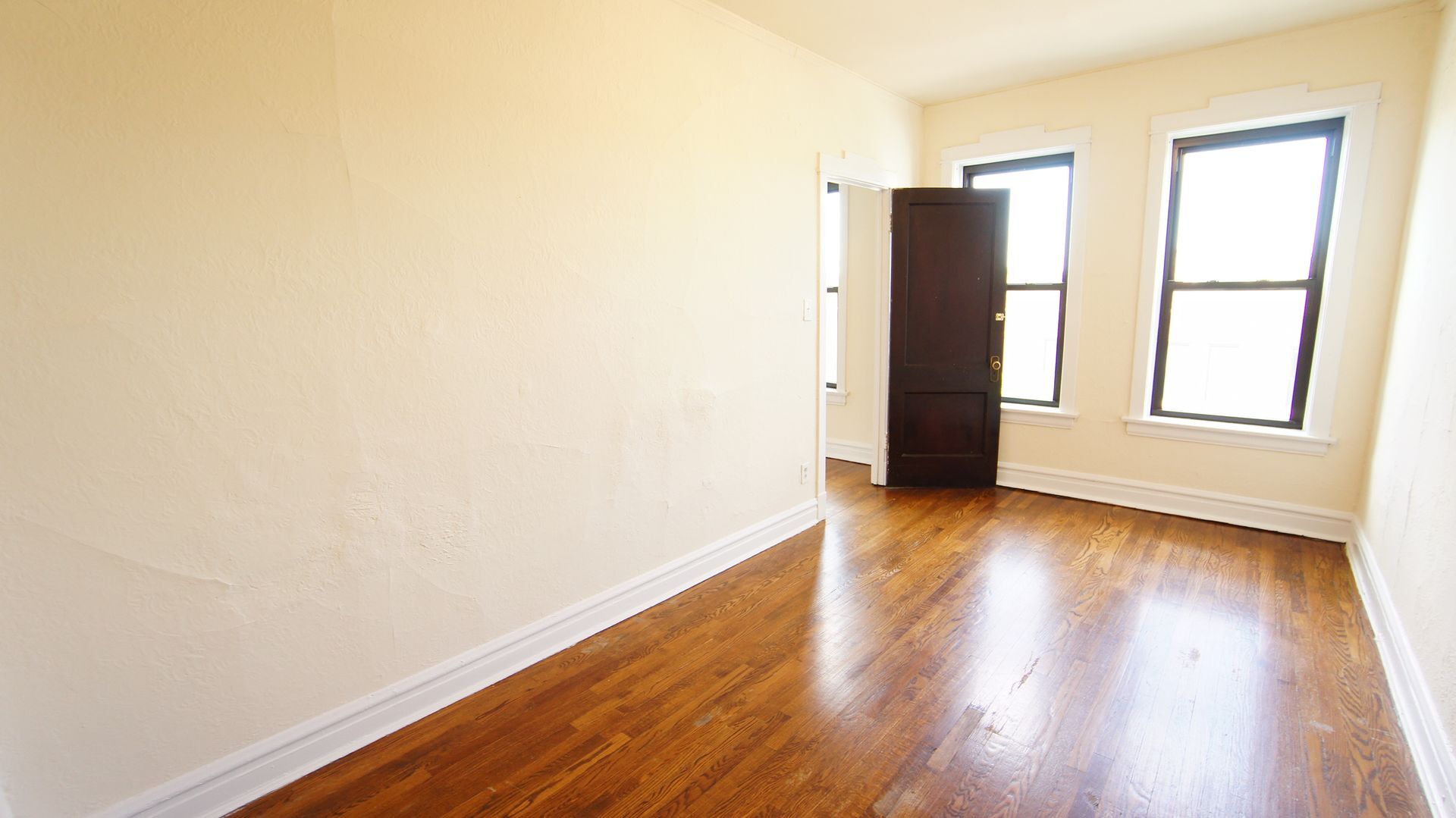 Building Photo - 2638 N Milwaukee Ave