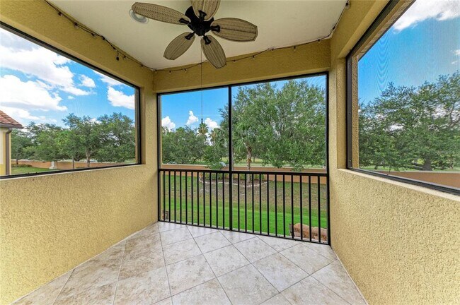 Building Photo - 8143 Miramar Way