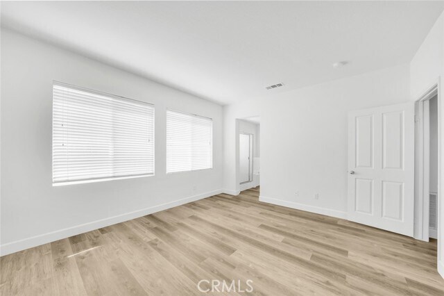 Building Photo - 24 Periwinkle