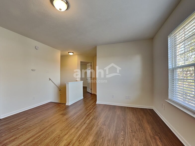 Building Photo - 8525 Morgan Dr