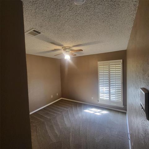 Building Photo - 1100 Balfour Dr