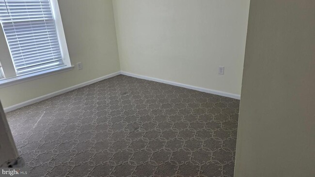 Building Photo - 3933 Greencastle Rd