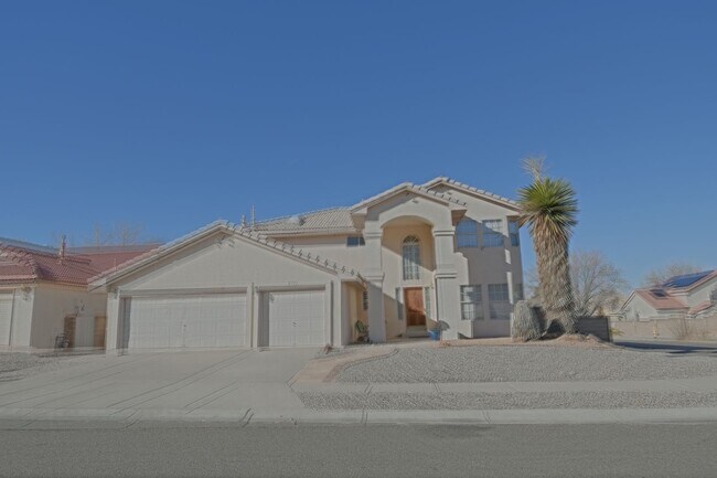 Building Photo - 4BD/3BA Available for Move In! Northeast Heights