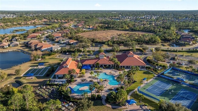 Building Photo - 1530 Hyssop Loop