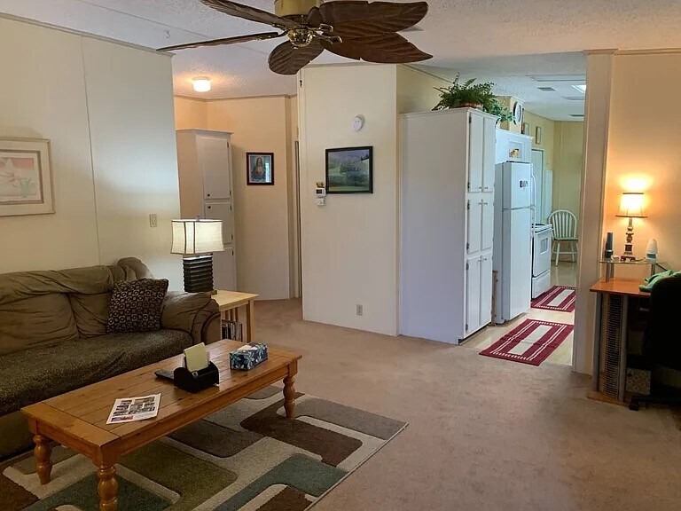Building Photo - 3009 Sabal Cir