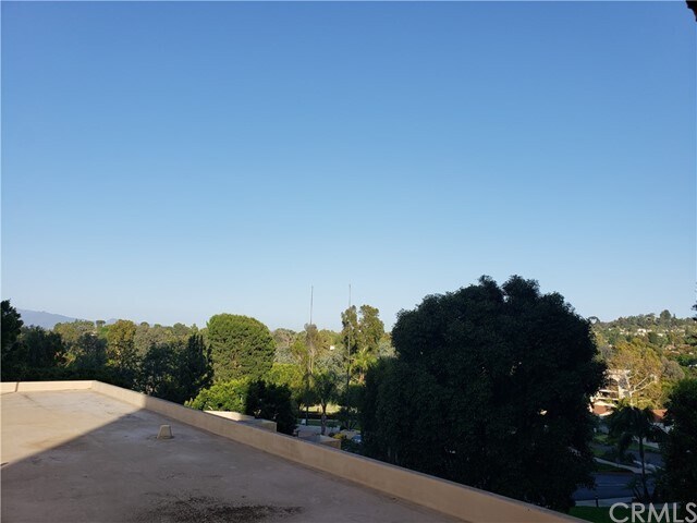 Building Photo - 24055 Paseo Del Lago St