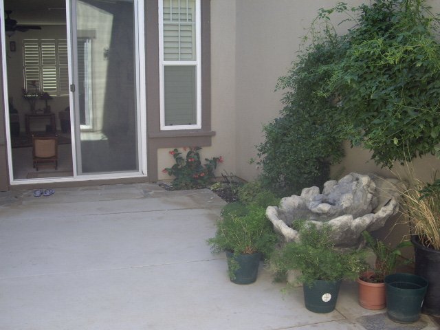 Building Photo - 288 Anthony Ave