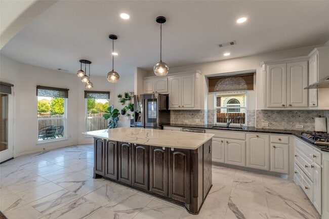 Building Photo - 13348 Cool Meadow Dr