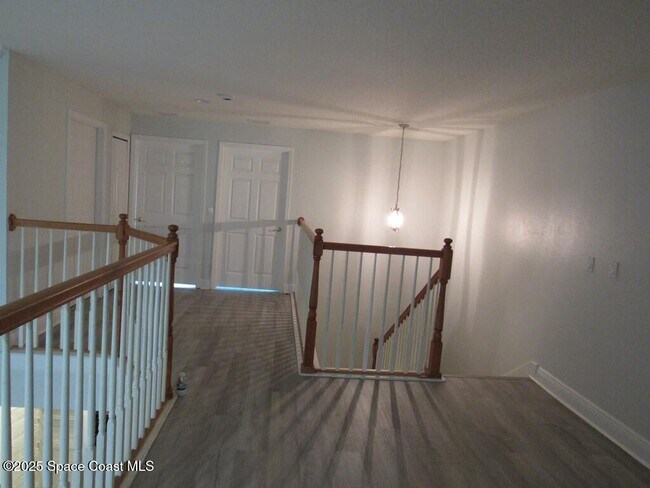 Building Photo - 246 Tin Roof Ave