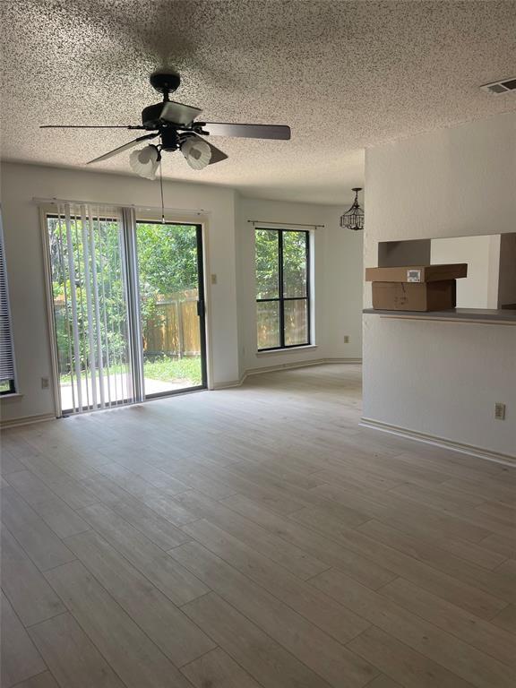 Building Photo - 6610 Windrift Way