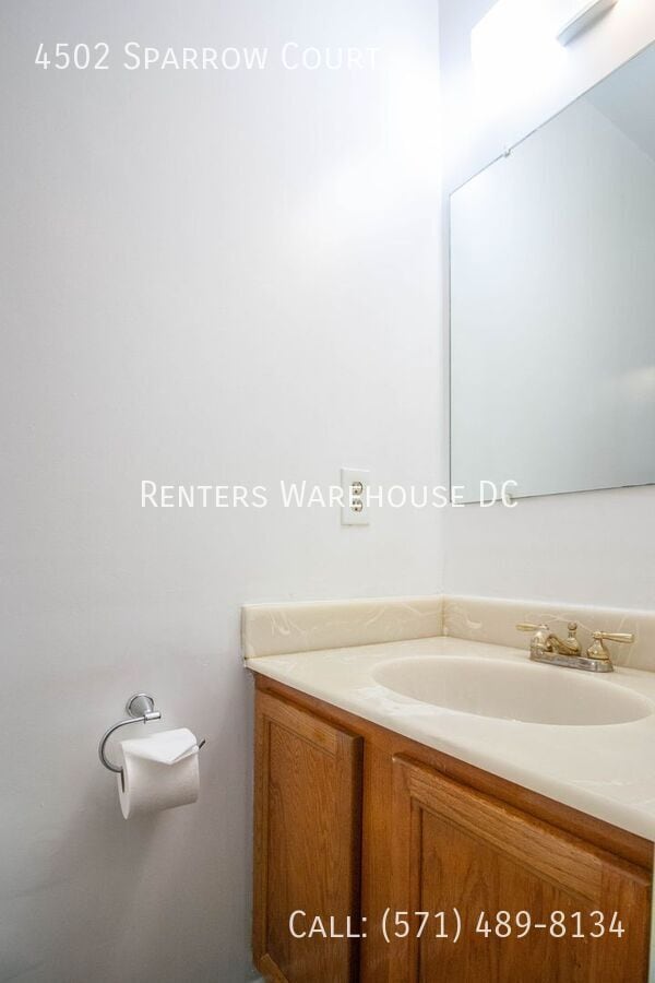 Building Photo - 4502 Sparrow Ct