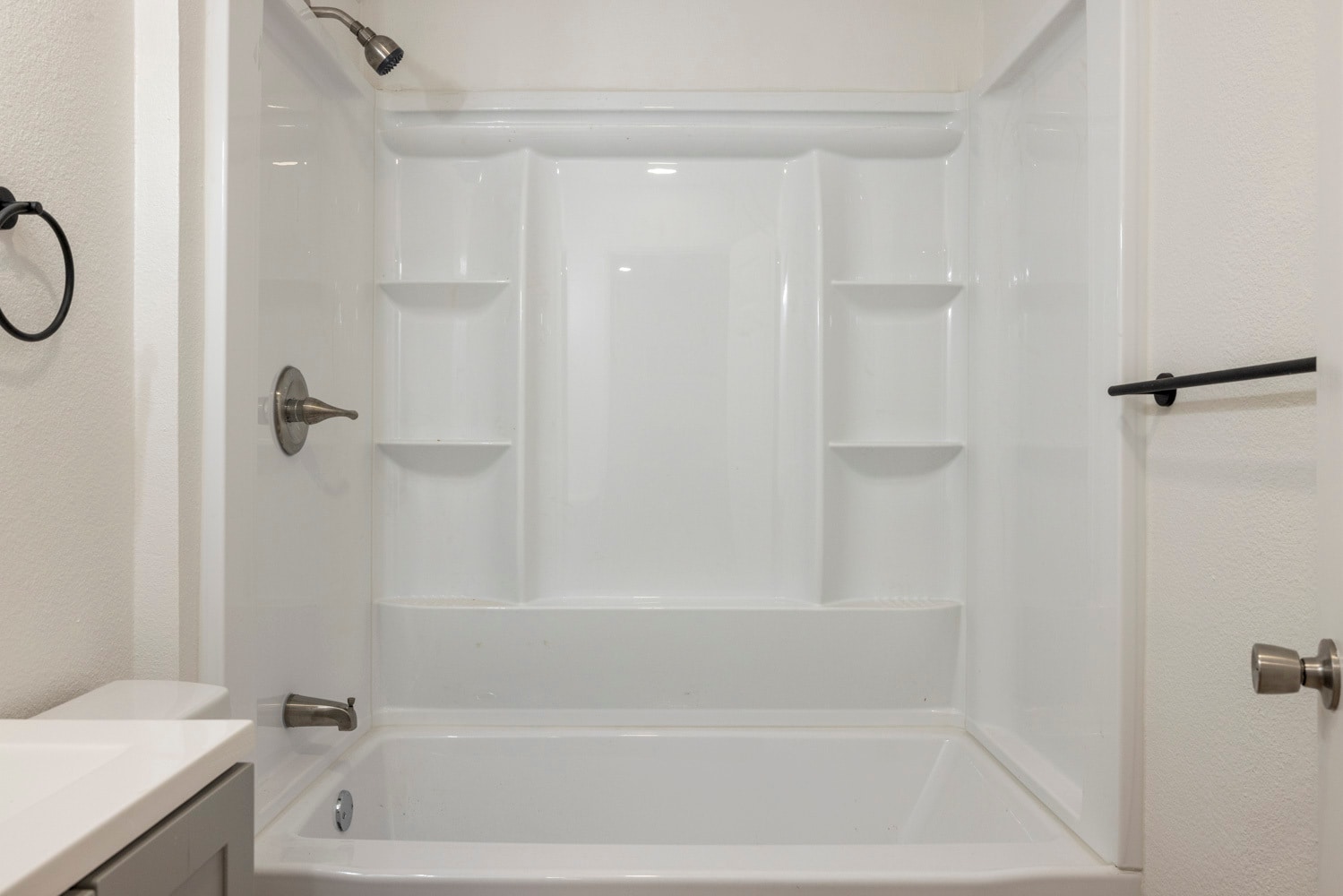 Building Photo - 214 Kimble St