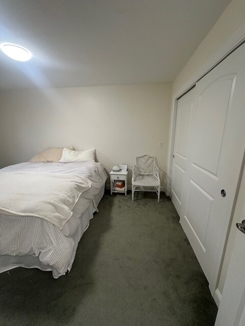 Building Photo - 158 N Twin Oaks Ter