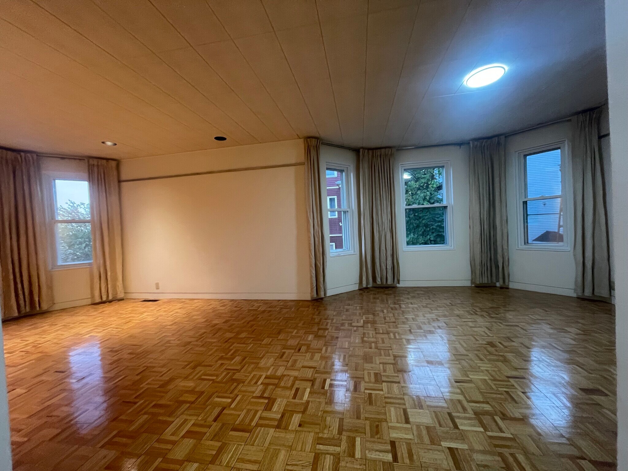 Building Photo - 10 Packard Ave