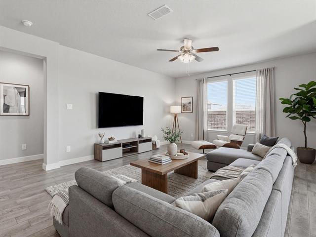 Building Photo - 16032 Farringdon St