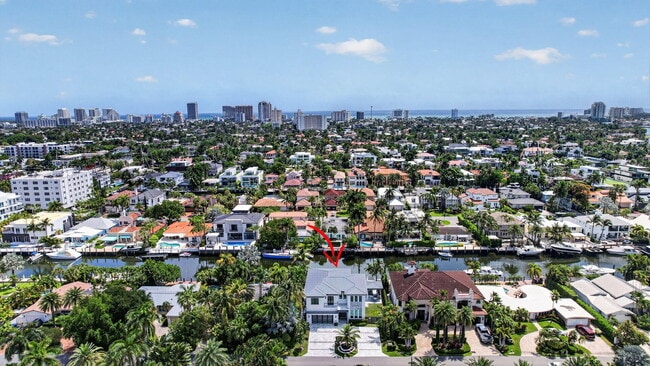 Building Photo - 334 Isle of Capri Dr