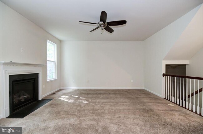 Building Photo - 3401 Eagle Ridge Dr