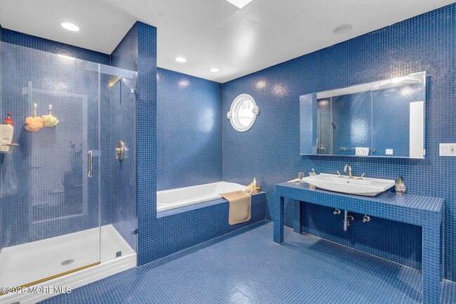 Building Photo - 7 Harvard Ct