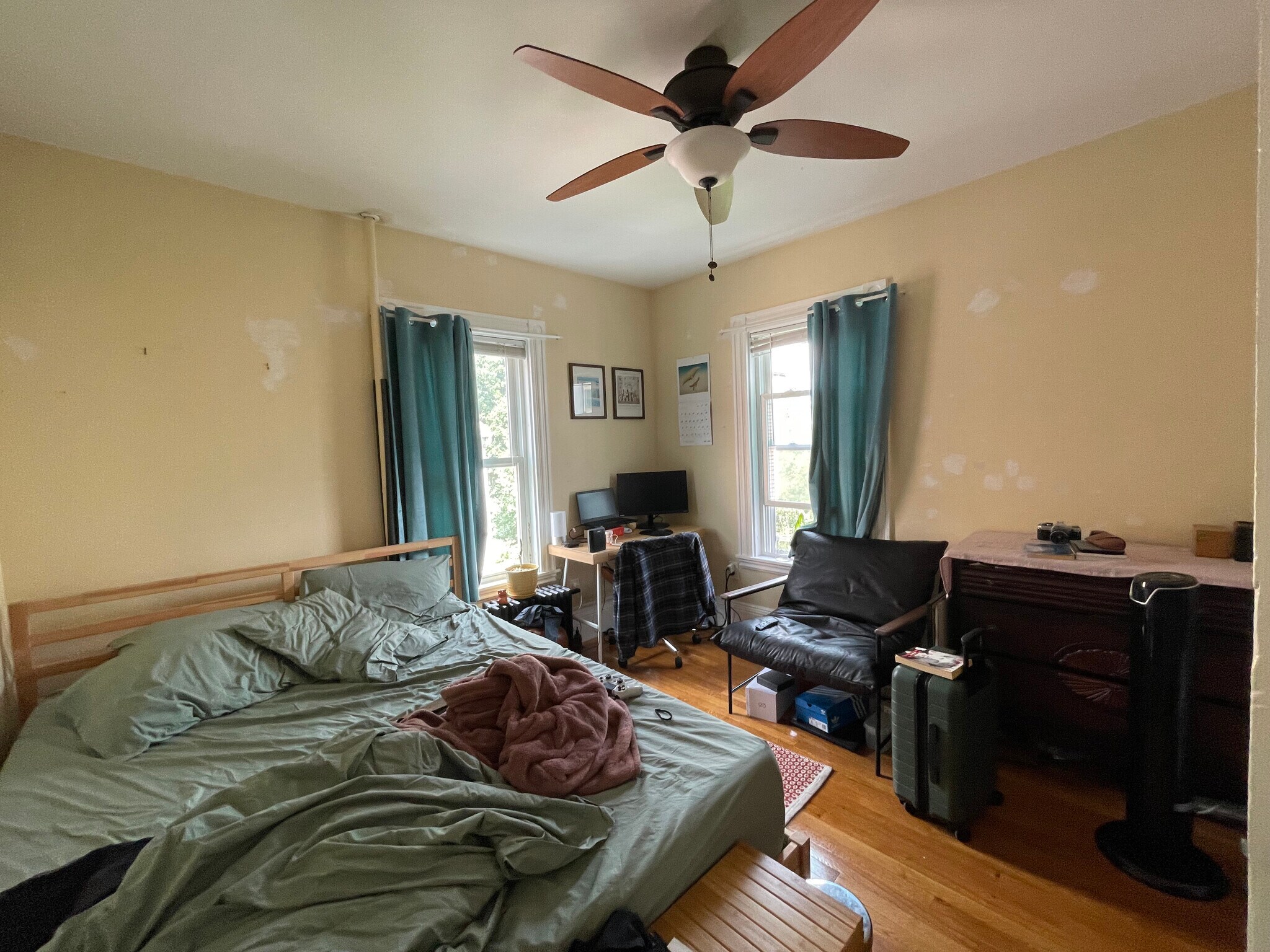 Building Photo - 42 Gorham St